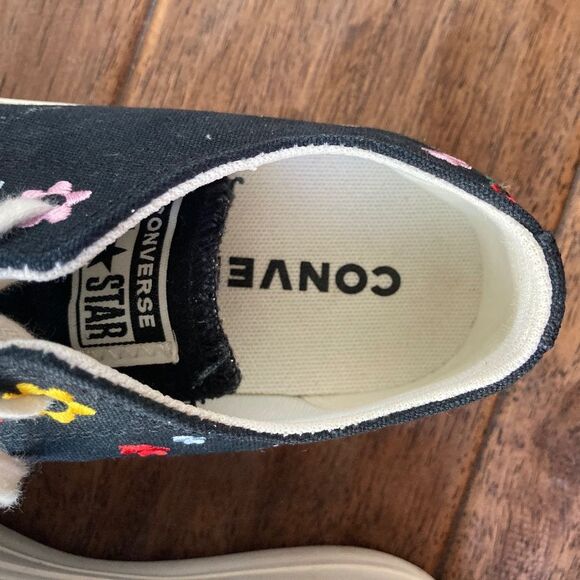 CONVERSE Star Lift Platform Low Floral Embroidered Sneakers Womens size 7 - Picture 5 of 14